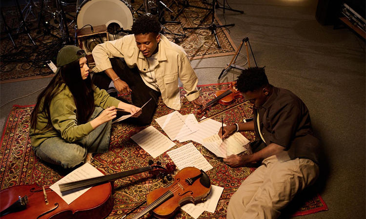 Develop an Engaging Artist Story to Grow Your Music Career