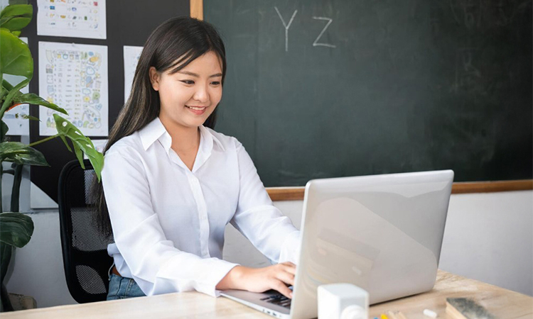 protects-the-online-reputation-of-teachers